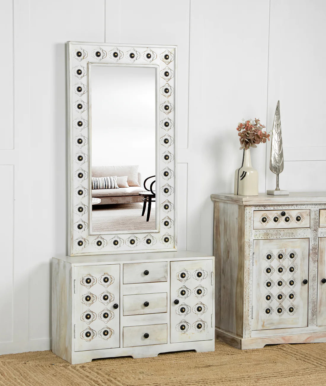 Distress Antique White Solid Dressing Table