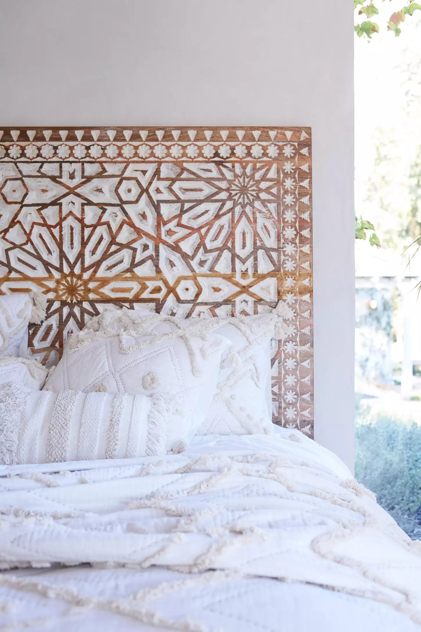 Jodhpur- Handcarved Bed