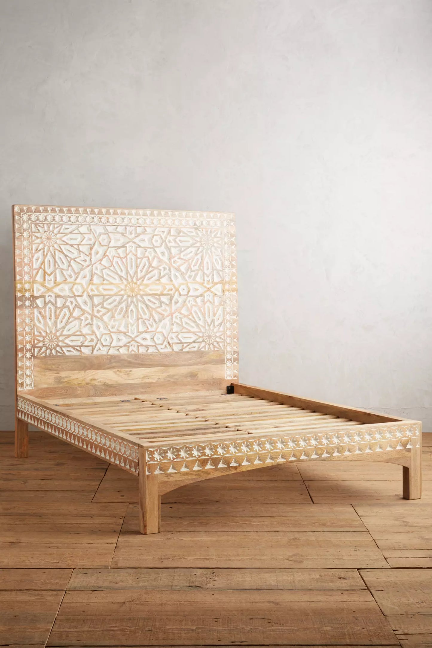 Jodhpur- Handcarved Bed