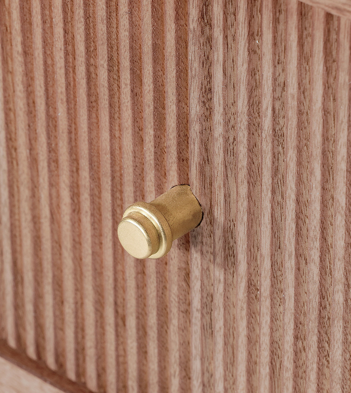 Hampton - Six-Drawer Chest of Drawers (Natural Oak-Stained Solid Mango Wood)