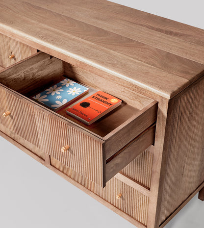 Hampton - Six-Drawer Chest of Drawers (Natural Oak-Stained Solid Mango Wood)